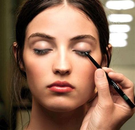 chanel tutorial trucco